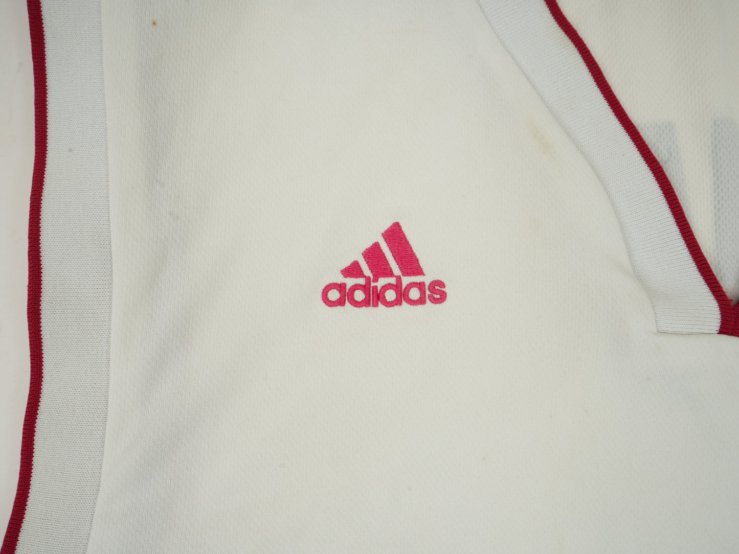 Adidas Miami Heat LeBron James Jersey - NBA Swingman Home Jersey