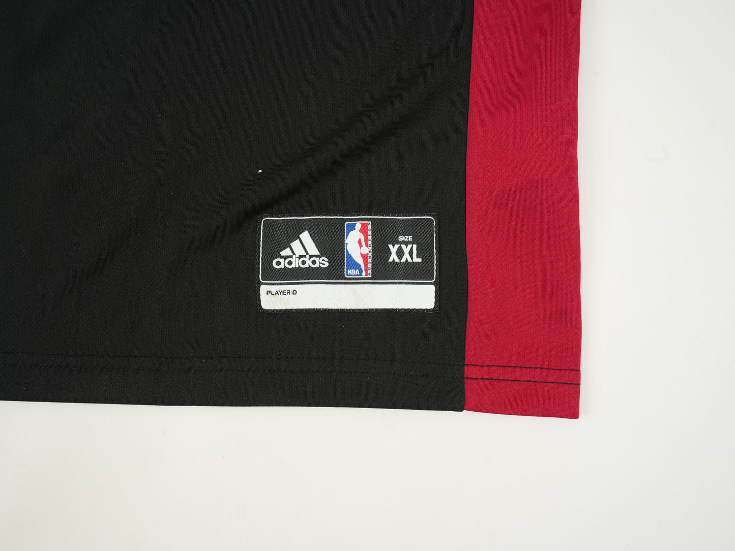 Adidas Miami Heat LeBron James Jersey - NBA Swingman Away Jersey