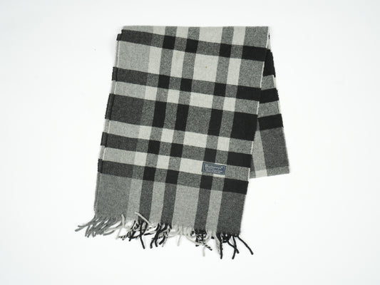 Vintage Burberrys of London 100% Lambswool Scarf